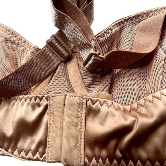 SKIMS Woven Shine Underwire Bra 42D Pink Sand - Picture 7 of 10